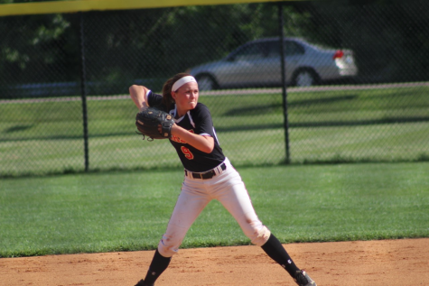 Lindsay Renneisen playing second base during the sixth vs. seventh region all star game. 