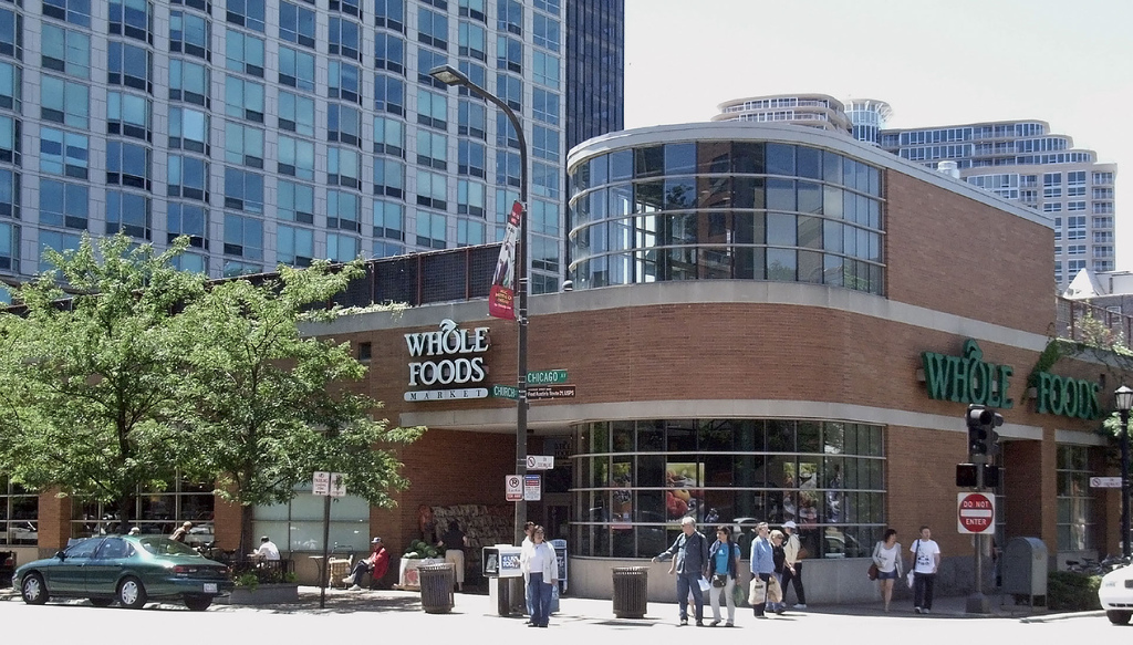 There are over 460 Whole Foods locations worldwide. Whole Foods Market in Evanston on July 21, 2007 (CC BY-CC). 