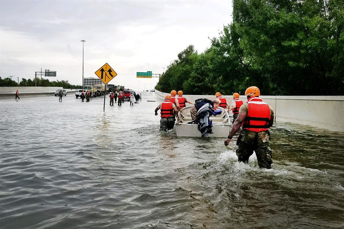 Rescue teams help to evacuate citizens
Avoid Fraudulent Charitable Contribution Schemes by Texas Army National Guard Photo (cc by-sa)