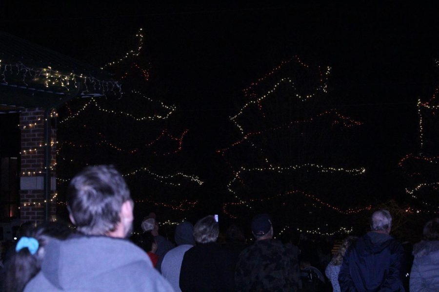 After the singing of various choirs and the parade, citizens gather to watch the lighting of multiple Christmas trees and nearby buildings. Once everything was lit, fireworks were set off. "I think probably the biggest event change was a much larger display of fireworks that I thought were quite impressive," said mayor Barry Armstrong. 