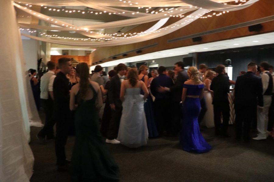 The 2019 Prom Experience