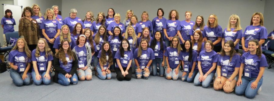 Lady Leaders from Bullitt East gathered to take a picture alongside their mentors. These girls were notified about their involvement with the conference last month and have been preparing for it ever since, now that the conference has passed they are now looking for ways to improve for the one in March. We have our first Bullitt County Lady leaders Conference Day on Friday, Sept. 20. Anytime you doing something for the first time, there are always areas to improve for the next time so our Bullitt County Lady Leaders team will make a plan to address those areas and be ready for our next conference day which is March 20, said Adrienne Usher.