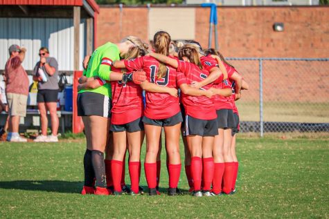 Lady Chargers Keeping Their Heads Up After Defeat