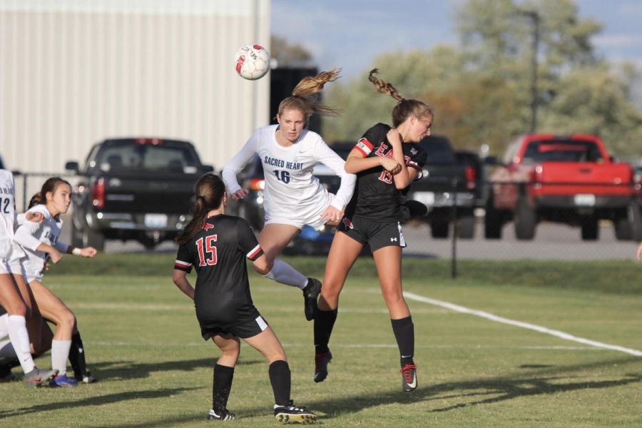 Lady+Chargers+End+Their+Soccer+Season