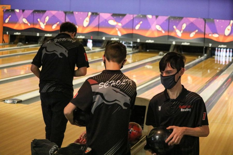 Senior+Adam+Young%2C+junior+Austin+Hale%2C+and+sophomore+David+Scholtz%2C+all+getting+ready+to+bowl%2C+from+the+Jan.+29+North+Bullitt+match.+These+are+three+of+the+key%2C+and+main%2C+players%2C+from+the+bowling+team.+Young+plans+to+become+better+at+bowling+by%2C+%E2%80%9CJust+getting+in+the+alley%2C+and+practicing+more%2C%E2%80%9D+Young+said.