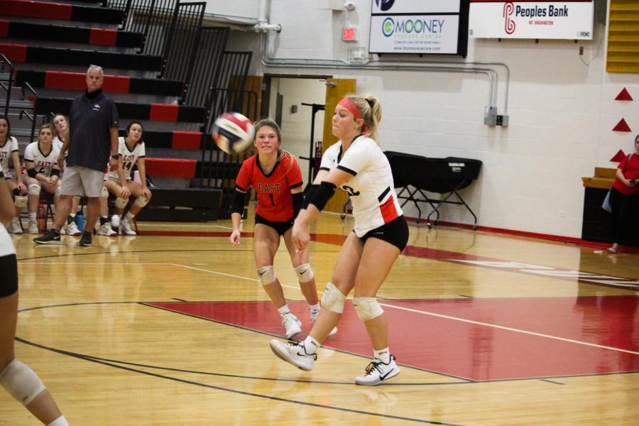 Junior Torrie Frist stepped up as libero while senior McKenna Humphrey was out due to an injury. “Through the season we had a lot of sickness or injuries which causes a lot of change, but we always played hard and had underclassmen step up to the role,” senior Morgan Butler said. 