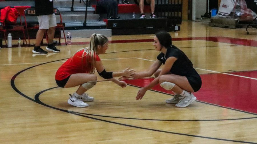 Torrie+Frist+and+Caroline+Harbolt+with+their+signature+handshake.