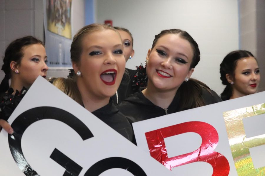 Katelyn Powers (right) and Bailee Higgins (left) excited to perform.