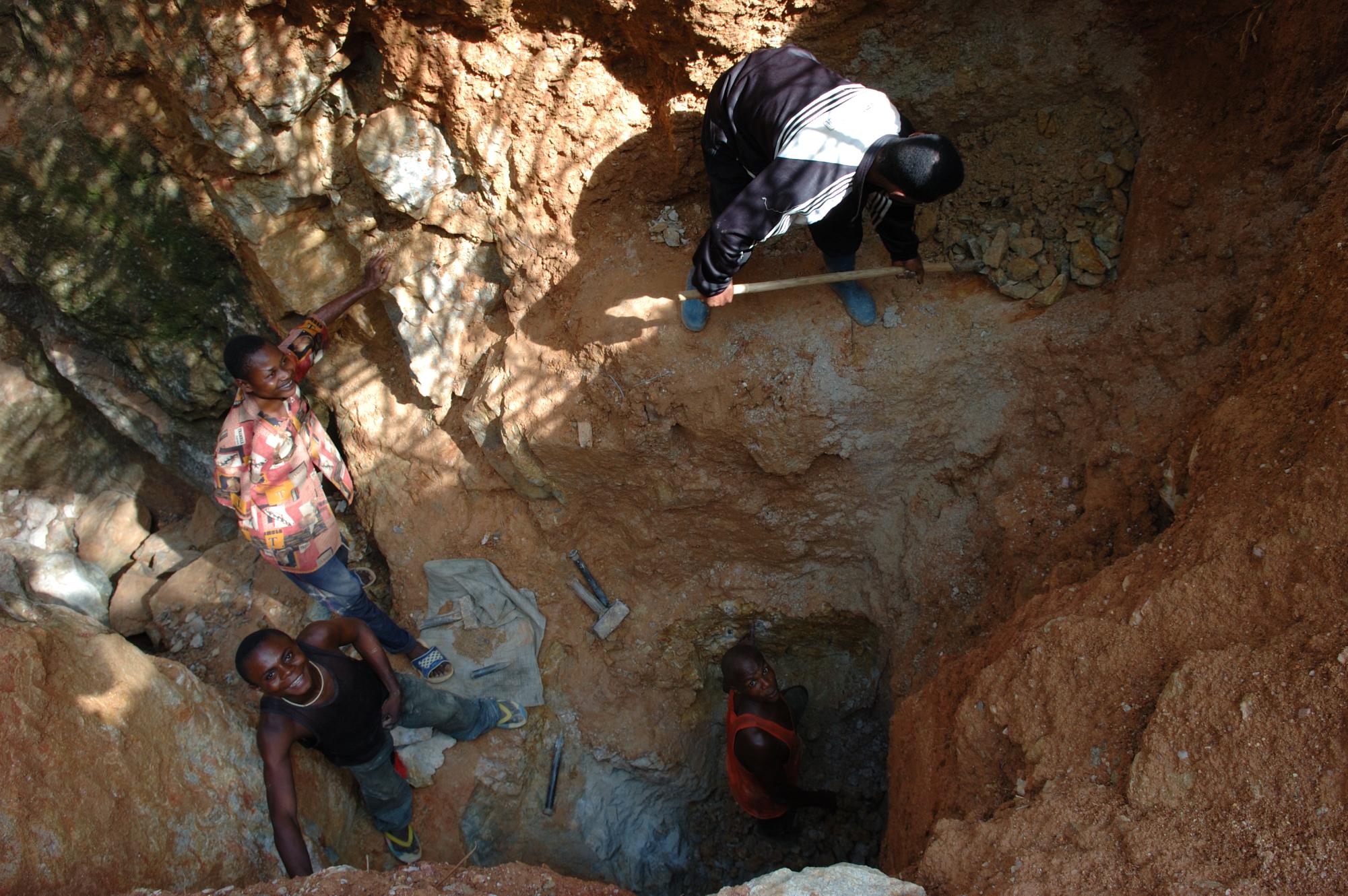 Cobalt miners find themselves in deep pits of the mines for all hours of the day. “It’s a shocking situation, but I can’t leave the job because there is no other choice,” says a miner. The starvation on their faces saddens people across the world.